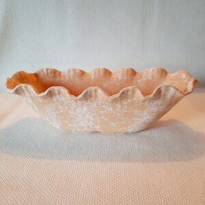Large Shawnee Cameo Splatter Planter (#2506) in Peach, 13 3/4" L x 5 1/4"W